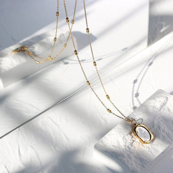 NEW 18K Gold Plated Vintage Retro Rose Flower Magic Mirror Square Necklace - Picture 6 of 10